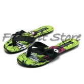 Chinelo Zombie Stomper Iron Fist